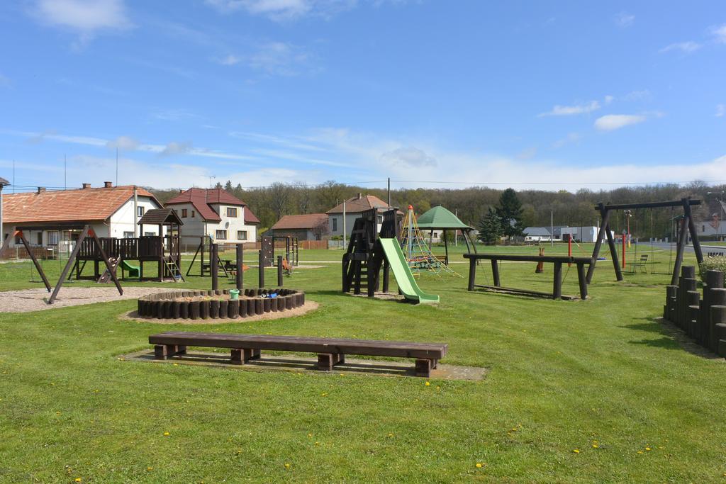 Rodinné ubytování - Family accommodation Kobylice Esterno foto
