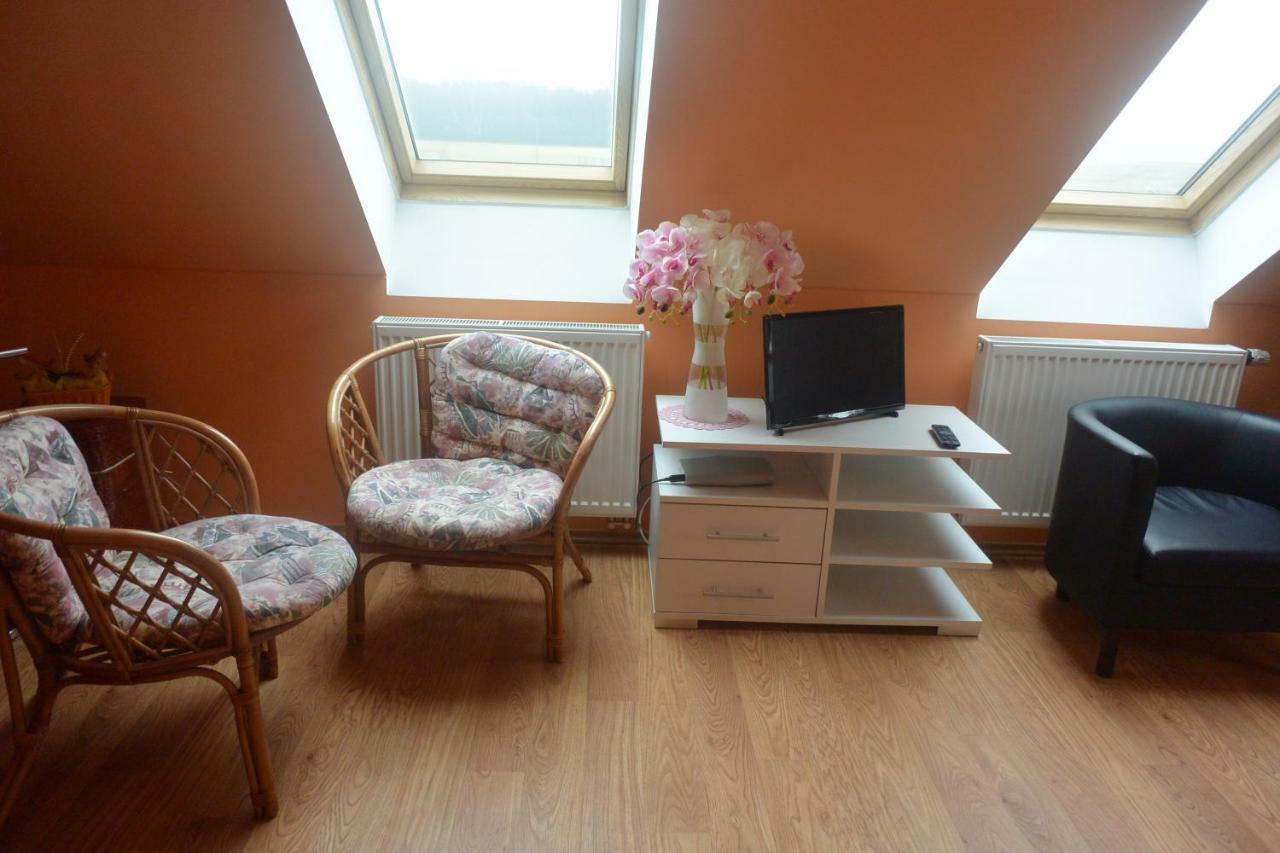 Rodinné ubytování - Family accommodation Kobylice Esterno foto